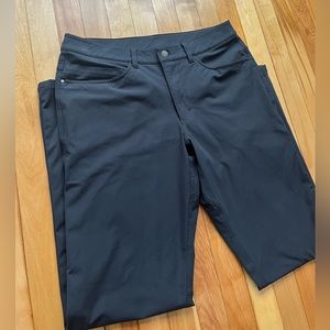 Men’s Lululemon ABC Classic-Fit Pant 34"
Warpstreme